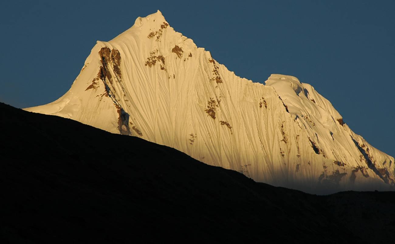 Yulhekang, one of the satellite peaks of Kangchengyao ("the bearded peak") in North Sikkim.